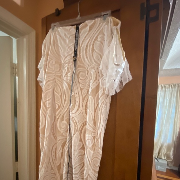 Pretty little things dress size 12 - Picture 3 of 6